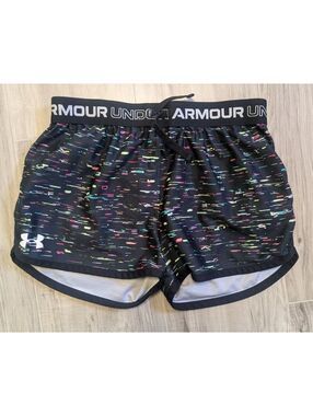 Youth large under armour shorts